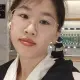 妍女士的个人头像